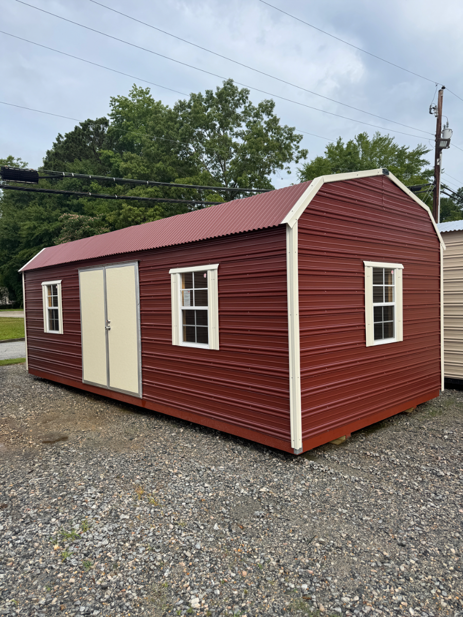 Barn 12x24 Insulated Roof — photo 1 of 3